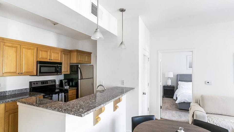 Landing - Modern Apartment with Amazing Amenities (ID9257X92) Apartment in Church Hill