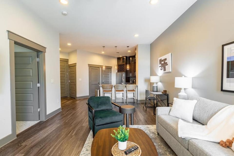 Landing - Modern Apartment with Amazing Amenities (ID2257) Apartment in Dallas