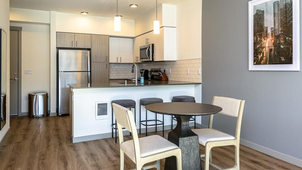 Landing - Modern Apartment with Amazing Amenities (ID7489X40) Apartment in Kent