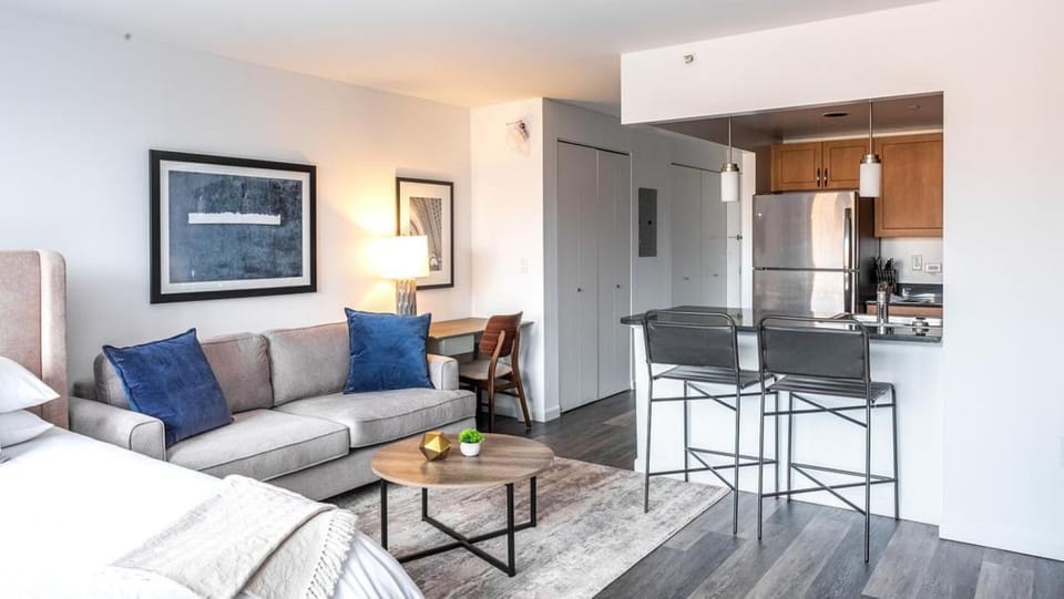 Landing - Modern Apartment with Amazing Amenities (ID5067X83) Apartment in East Village