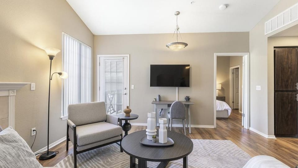 Landing - Modern Apartment with Amazing Amenities (ID8523X70) Apartment in Chandler