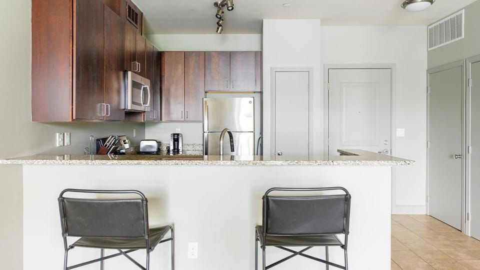 Landing - Modern Apartment with Amazing Amenities (ID9847X59) Apartment in Covington