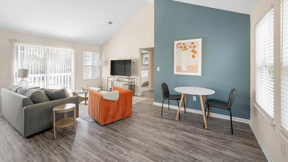 Landing - Modern Apartment with Amazing Amenities (ID6690X67) Apartment in Mount Juliet