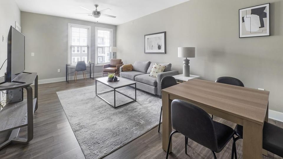 Landing - Modern Apartment with Amazing Amenities (ID7126X74) Apartment in Stono River