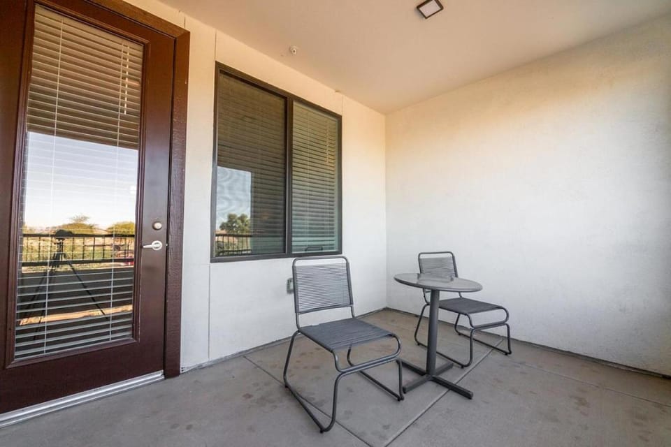 Landing - Modern Apartment with Amazing Amenities (ID5000) Apartment in Sun Lakes