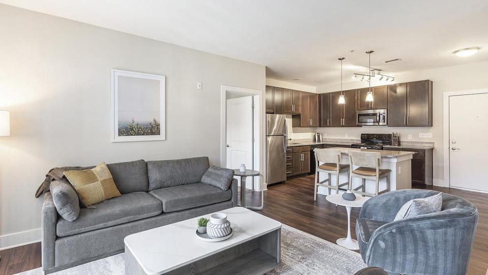 Landing - Modern Apartment with Amazing Amenities (ID9776X48) Apartment in Indianapolis