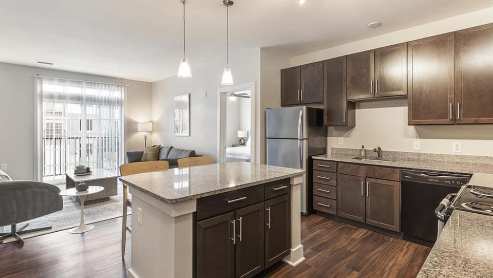 Landing - Modern Apartment with Amazing Amenities (ID9776X48) Apartment in Indianapolis