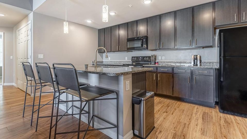 Landing - Modern Apartment with Amazing Amenities (ID7488X29) Apartment in Cape Coral