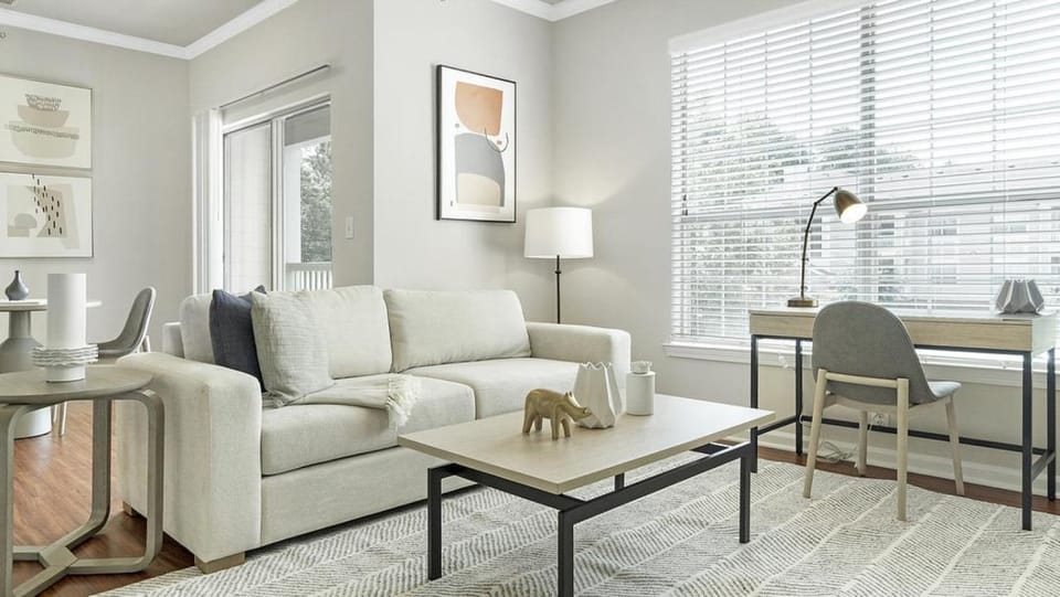 Landing - Modern Apartment with Amazing Amenities (ID1008X343) Apartment in Raleigh