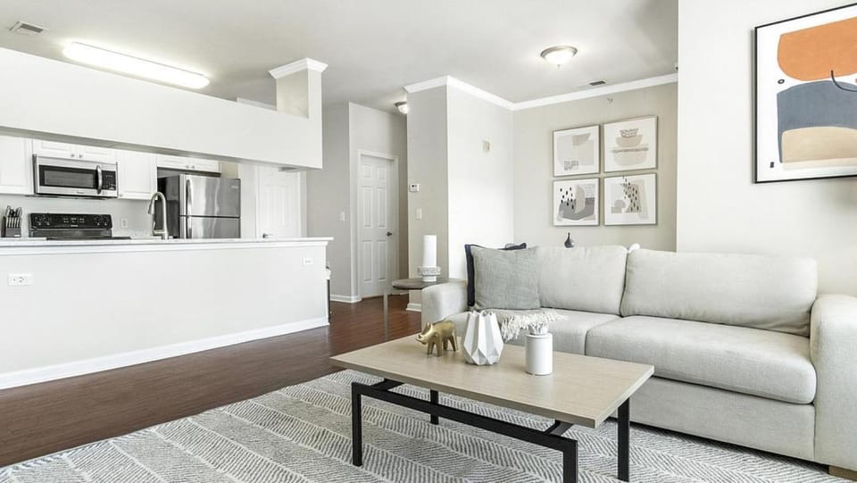 Landing - Modern Apartment with Amazing Amenities (ID1008X343) Apartment in Raleigh
