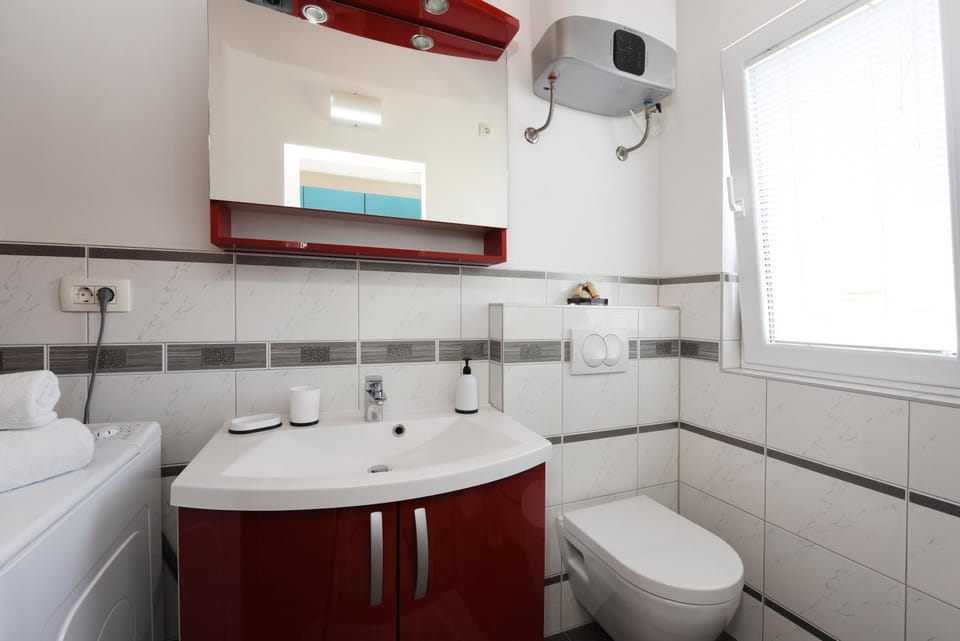 Toilet, Bathroom