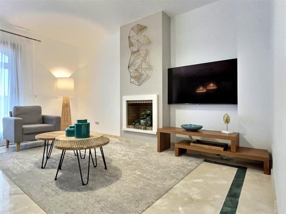 TV and multimedia, Living room, Seating area
