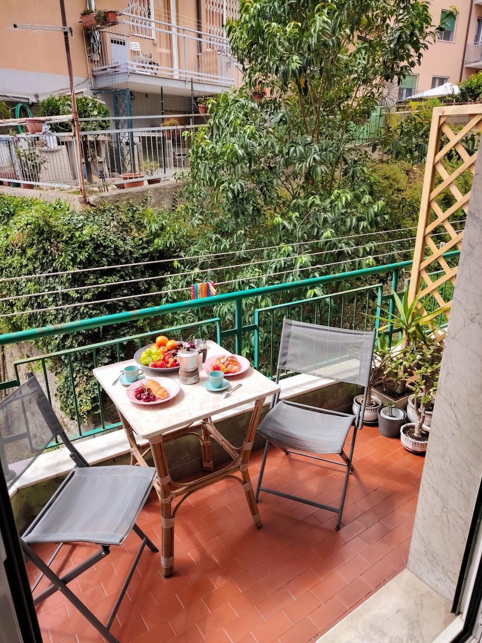 Spring, Garden, View (from property/room), Balcony/Terrace, Seating area, Dining area, Garden view