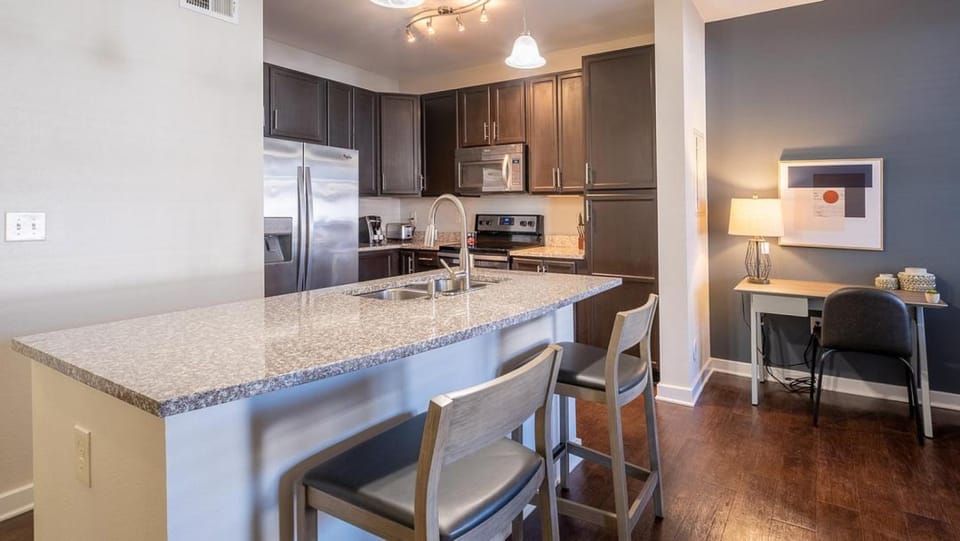 Landing - Modern Apartment with Amazing Amenities (ID5548X77) Apartment in Homewood