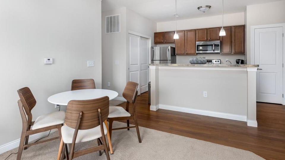 Landing - Modern Apartment with Amazing Amenities (ID4410X01) Apartment in Ohio