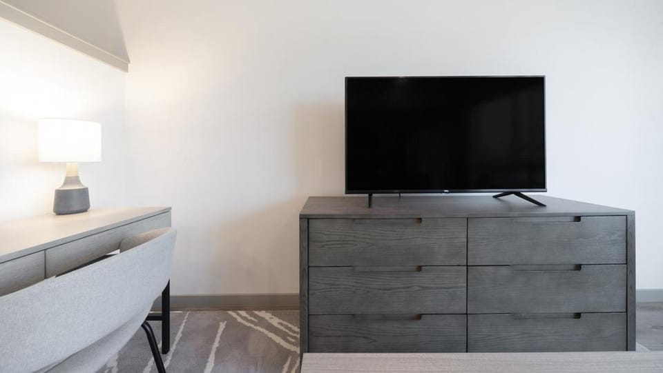 Landing - Modern Apartment with Amazing Amenities (ID6597X31) Apartment in Kent