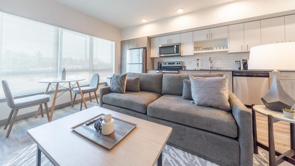 Landing - Modern Apartment with Amazing Amenities (ID6597X31) Apartment in Kent