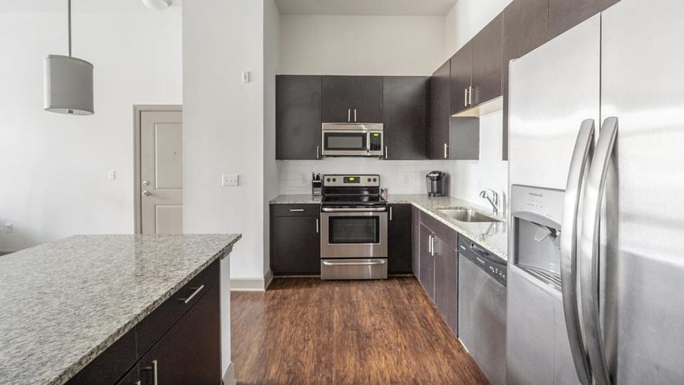 Landing - Modern Apartment with Amazing Amenities (ID2269) Apartment in Brentwood
