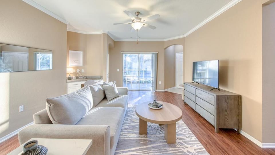 Landing - Modern Apartment with Amazing Amenities (ID1836X26) Apartment in Pinellas Park