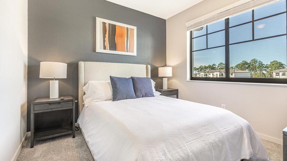 Landing - Modern Apartment with Amazing Amenities (ID6535X46) Apartment in Lee County