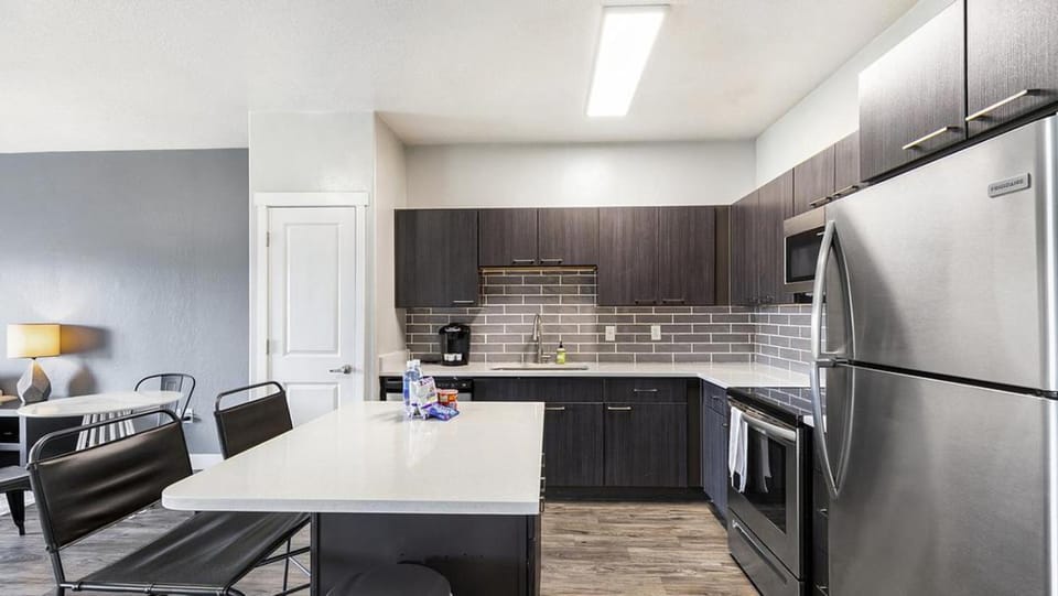 Landing - Modern Apartment with Amazing Amenities (ID4627X2) Apartment in Salt Lake City