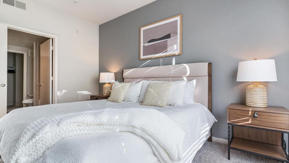 Landing - Modern Apartment with Amazing Amenities (ID7779X23) Apartment in Austin