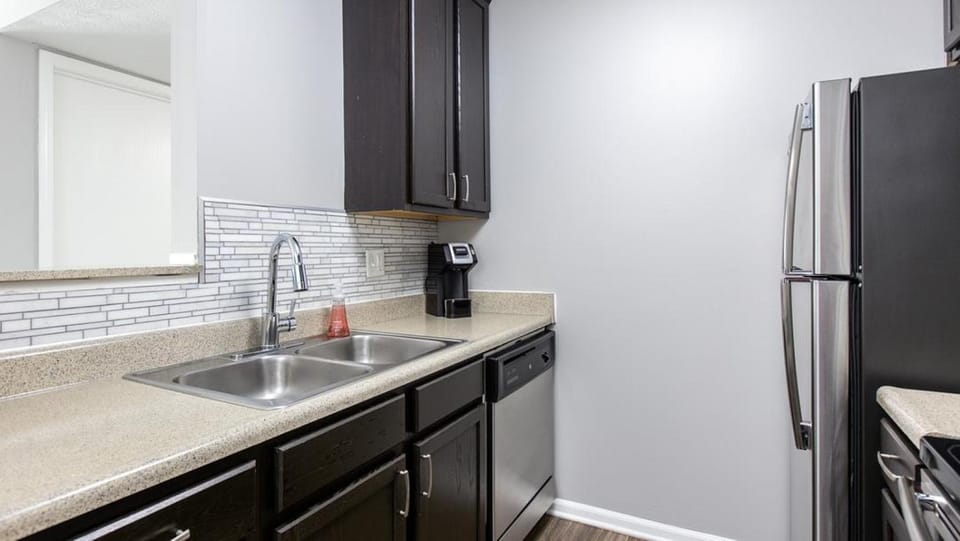 Landing - Modern Apartment with Amazing Amenities (ID9104X78) Apartment in Ohio