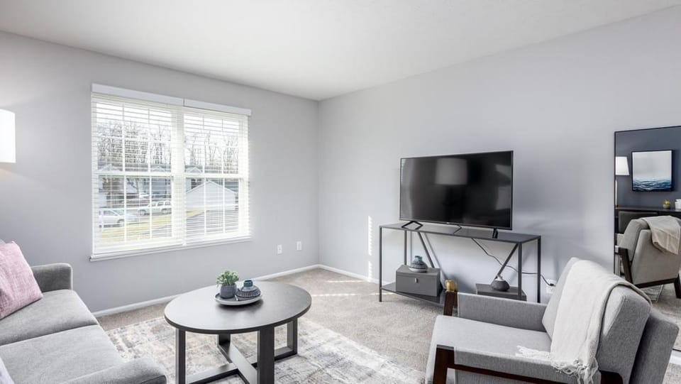 Landing - Modern Apartment with Amazing Amenities (ID9104X78) Apartment in Ohio