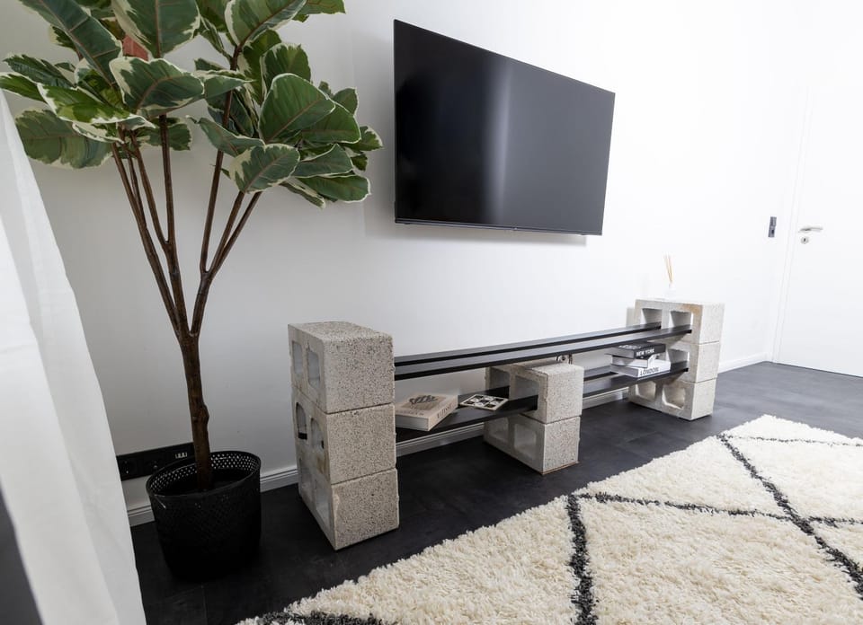 Communal lounge/ TV room, TV and multimedia