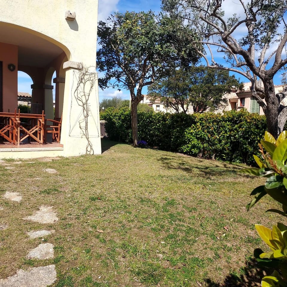 Garden, Garden, Balcony/Terrace