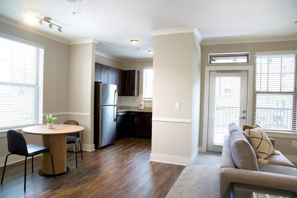 Landing - Modern Apartment with Amazing Amenities (ID3304X34) Apartment in Black Forest