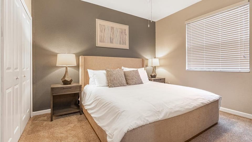 Landing - Modern Apartment with Amazing Amenities (ID7386X83) Apartment in Fort Myers