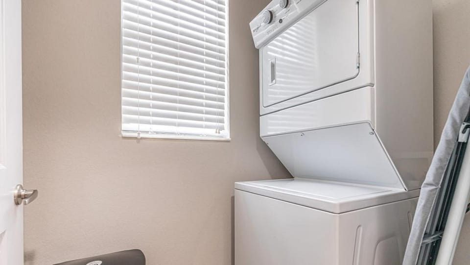 Landing - Modern Apartment with Amazing Amenities (ID7386X83) Apartment in Fort Myers