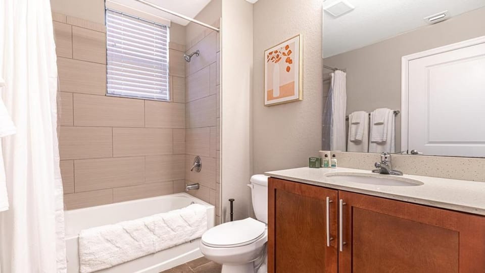 Landing - Modern Apartment with Amazing Amenities (ID7386X83) Apartment in Fort Myers