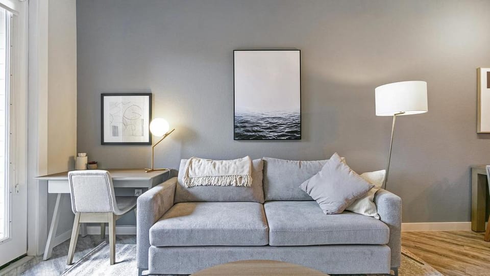 Landing - Modern Apartment with Amazing Amenities (ID3561X40) Apartment in Austin