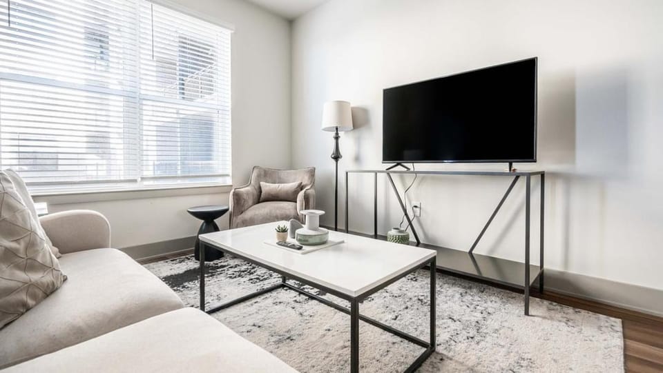 Landing Modern Apartment with Amazing Amenities (ID6832X13) Apartment in Wilmington