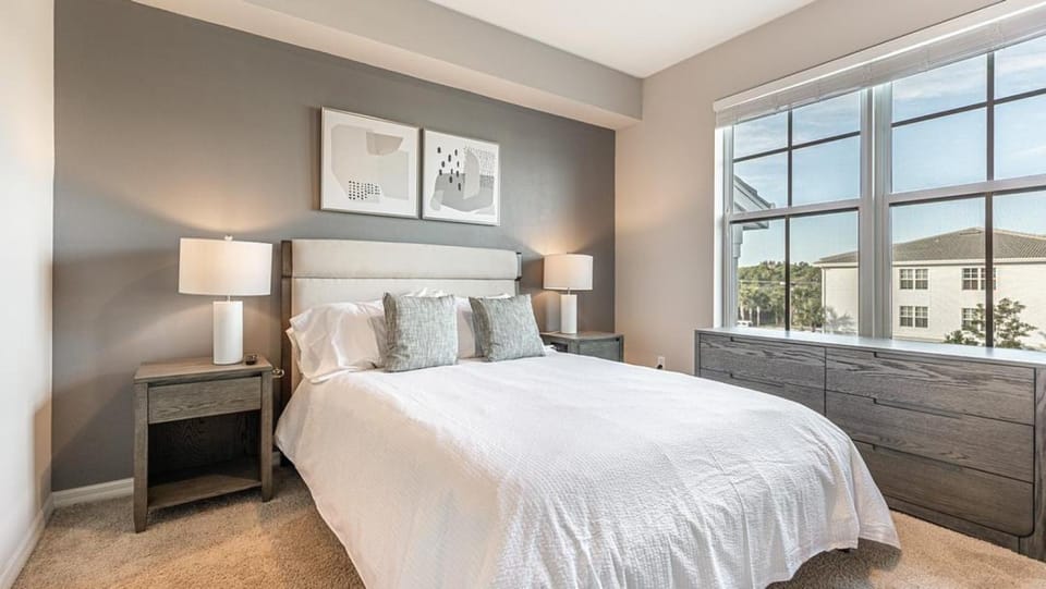 Landing Modern Apartment with Amazing Amenities (ID7670X47) Apartment in Cape Coral