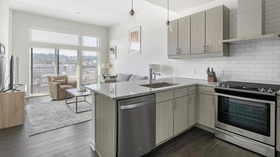 Landing - Modern Apartment with Amazing Amenities (ID1260X856) Apartment in Birmingham