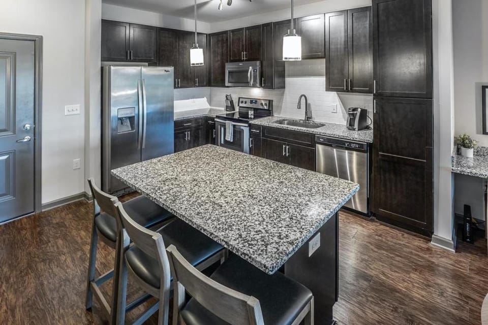 Landing - Modern Apartment with Amazing Amenities (ID3112X55) Apartment in Mount Pleasant