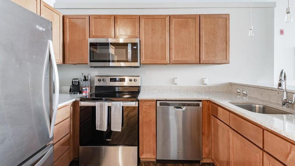 Landing - Modern Apartment with Amazing Amenities (ID8380X17) Apartment in Omaha