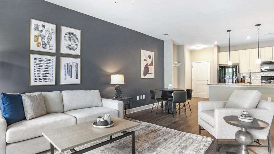 Landing - Modern Apartment with Amazing Amenities (ID8154X57) Apartment in Huntersville