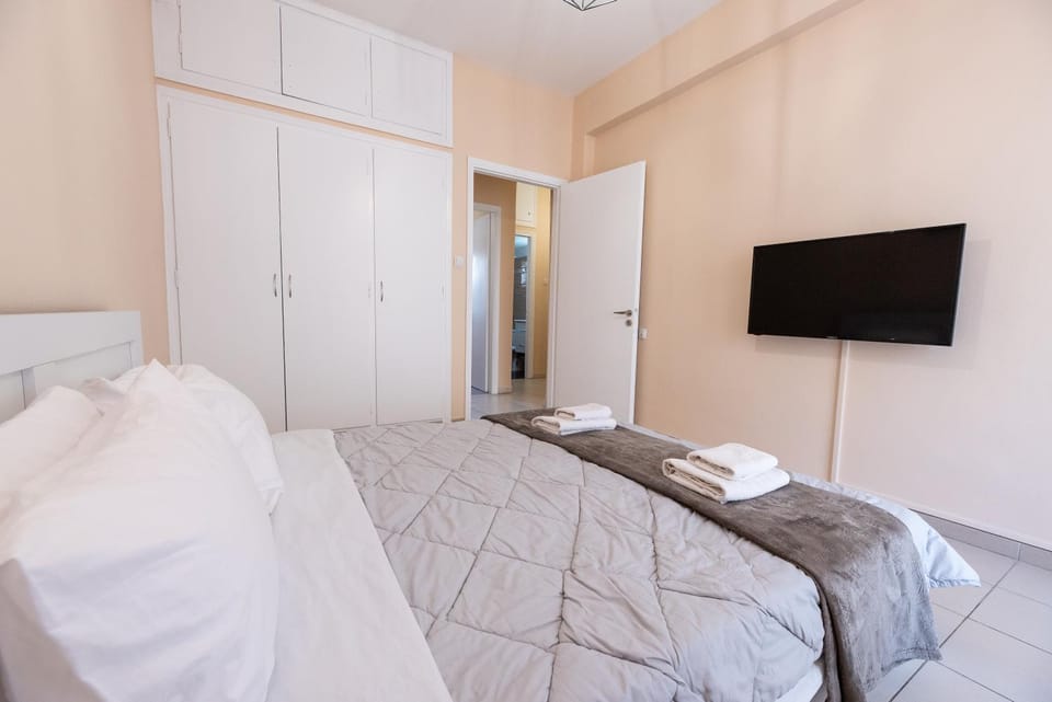 AKTIS apartment 3-10 min from airport Apartment in East Attica Regional Unit, Greece