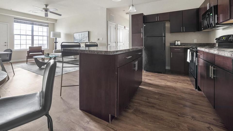 Landing - Modern Apartment with Amazing Amenities (ID4205X88) Apartment in Lexington