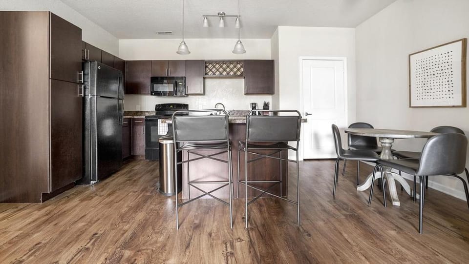 Landing - Modern Apartment with Amazing Amenities (ID4205X88) Apartment in Lexington
