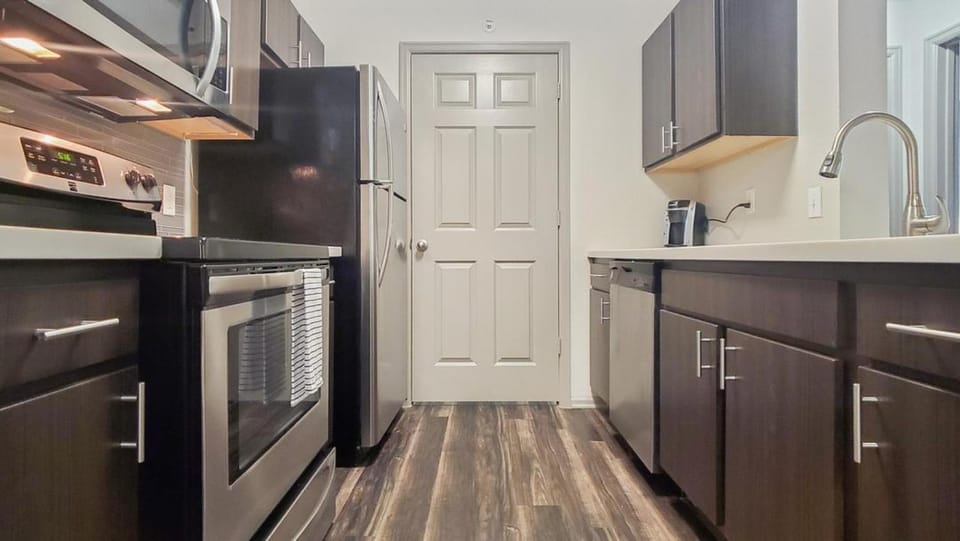 Landing - Modern Apartment with Amazing Amenities (ID5166X12) Apartment in Denver