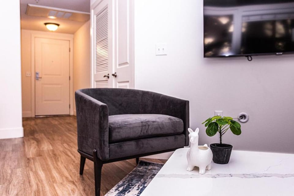 Landing - Modern Apartment with Amazing Amenities (ID2476) Apartment in Westwood