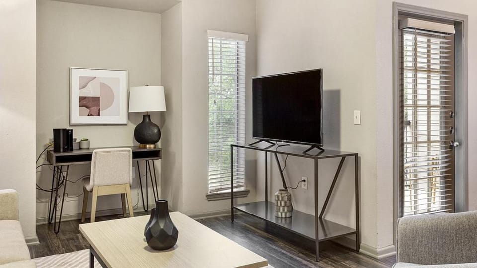 Landing - Modern Apartment with Amazing Amenities (ID2288X34) Apartment in Cedar Park