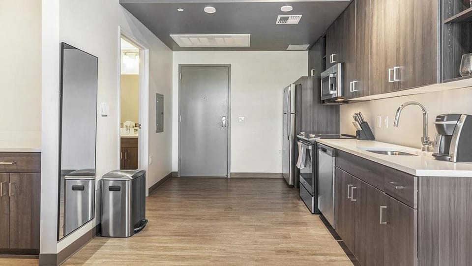 Landing - Modern Apartment with Amazing Amenities (ID7458X47) Apartment in Tucson