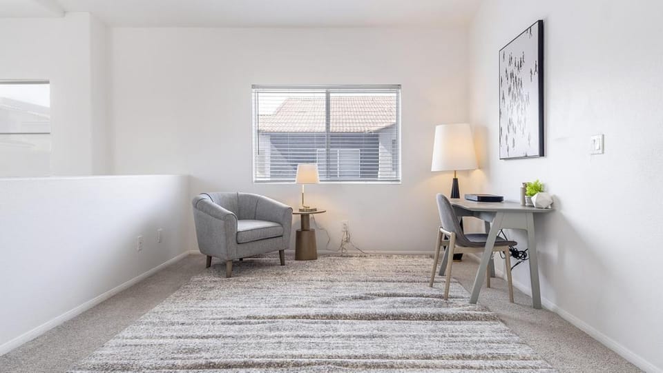 Landing - Modern Apartment with Amazing Amenities (ID8296X50) Apartment in Henderson
