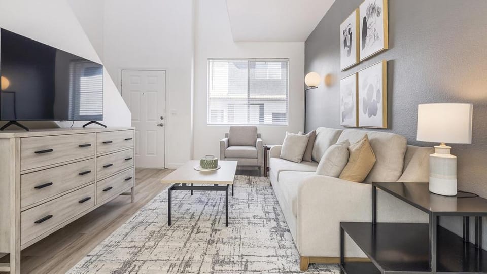 Landing - Modern Apartment with Amazing Amenities (ID8296X50) Apartment in Henderson